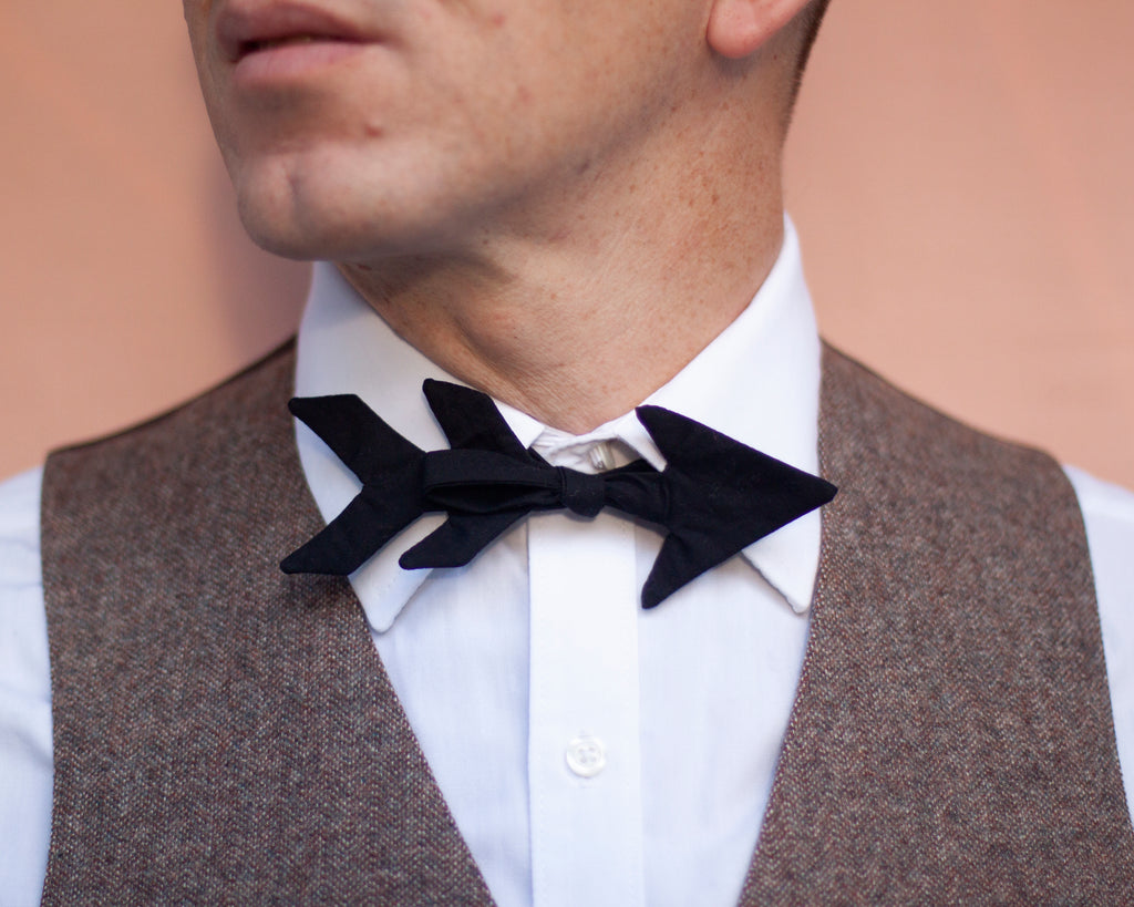 Cupid's arrow bow tie // Valentine's Day bow tie for ladies & gents!